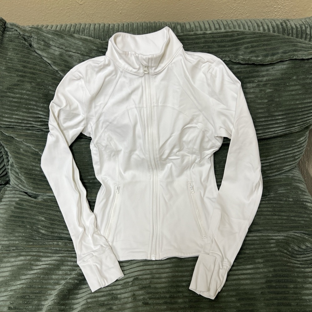Women’s White Full-Zip Utility Jacket with Stand Collar